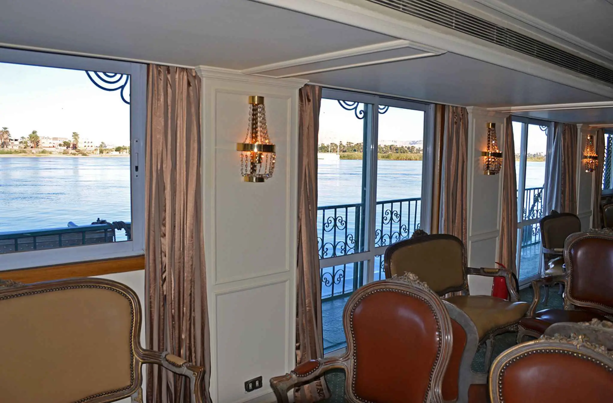 MS LaTraviata 8
